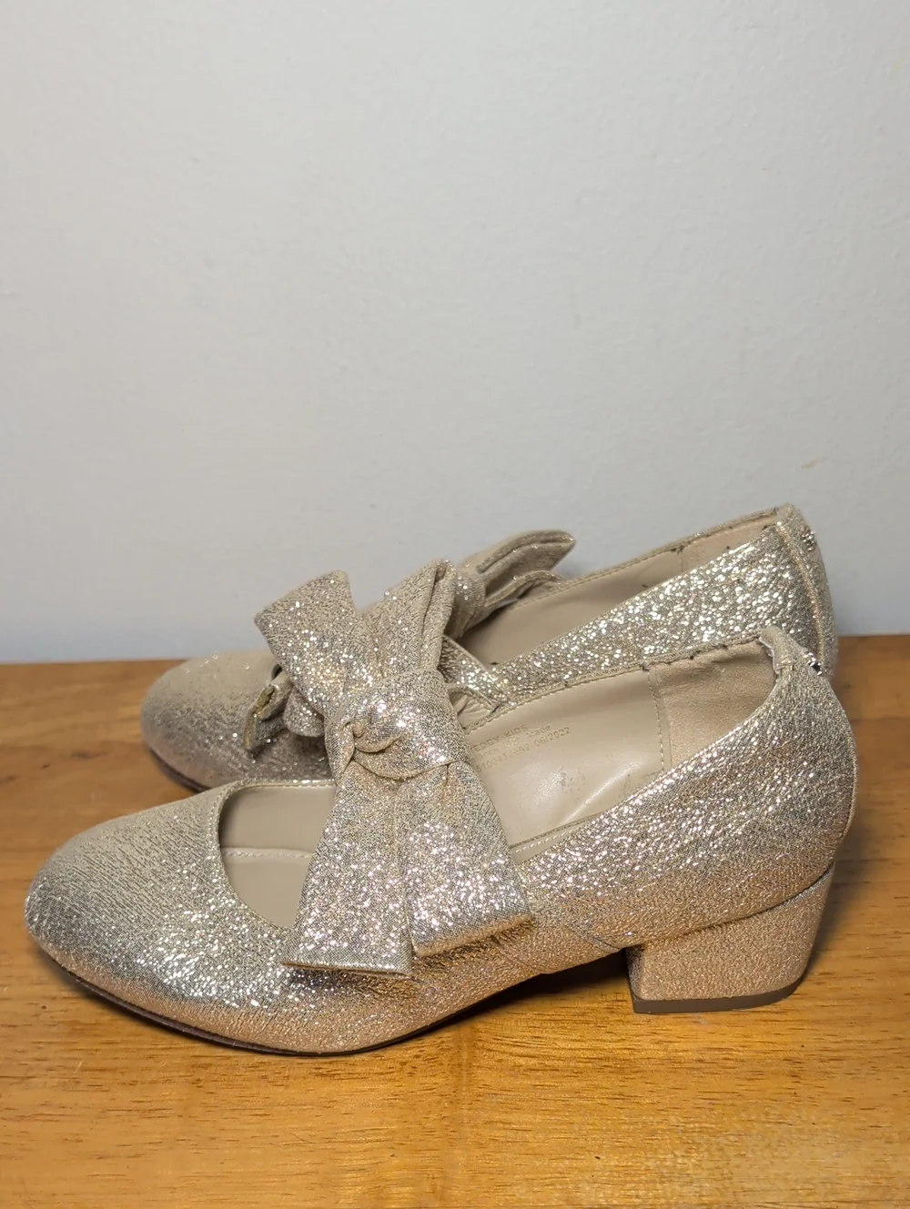 Sam Edelman Teddy Kids Shoes Gold Glitter Bow Block Heel Girls Size 3